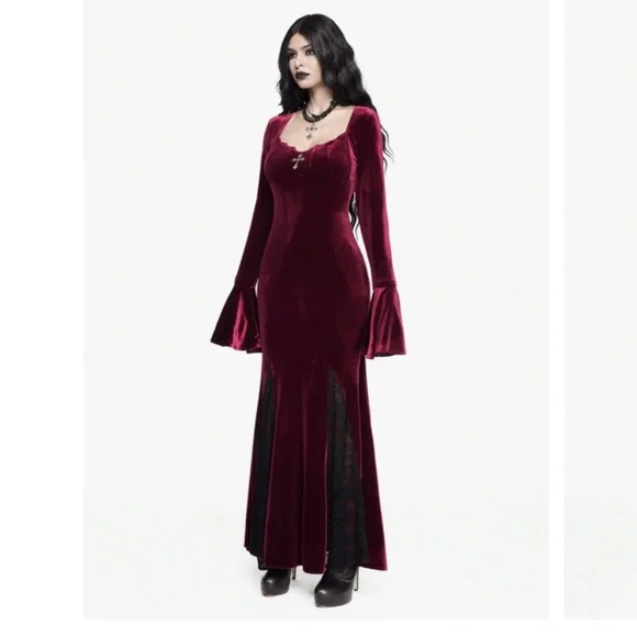 NWOT Burgundy Velvet Gothic Elegant Fitted Mermaid Maxi dress & lace trim - Picture 4 of 4